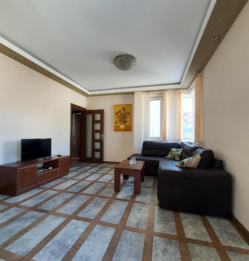 Ferienwohnung High Esteta Grand Burgas City Exterior foto